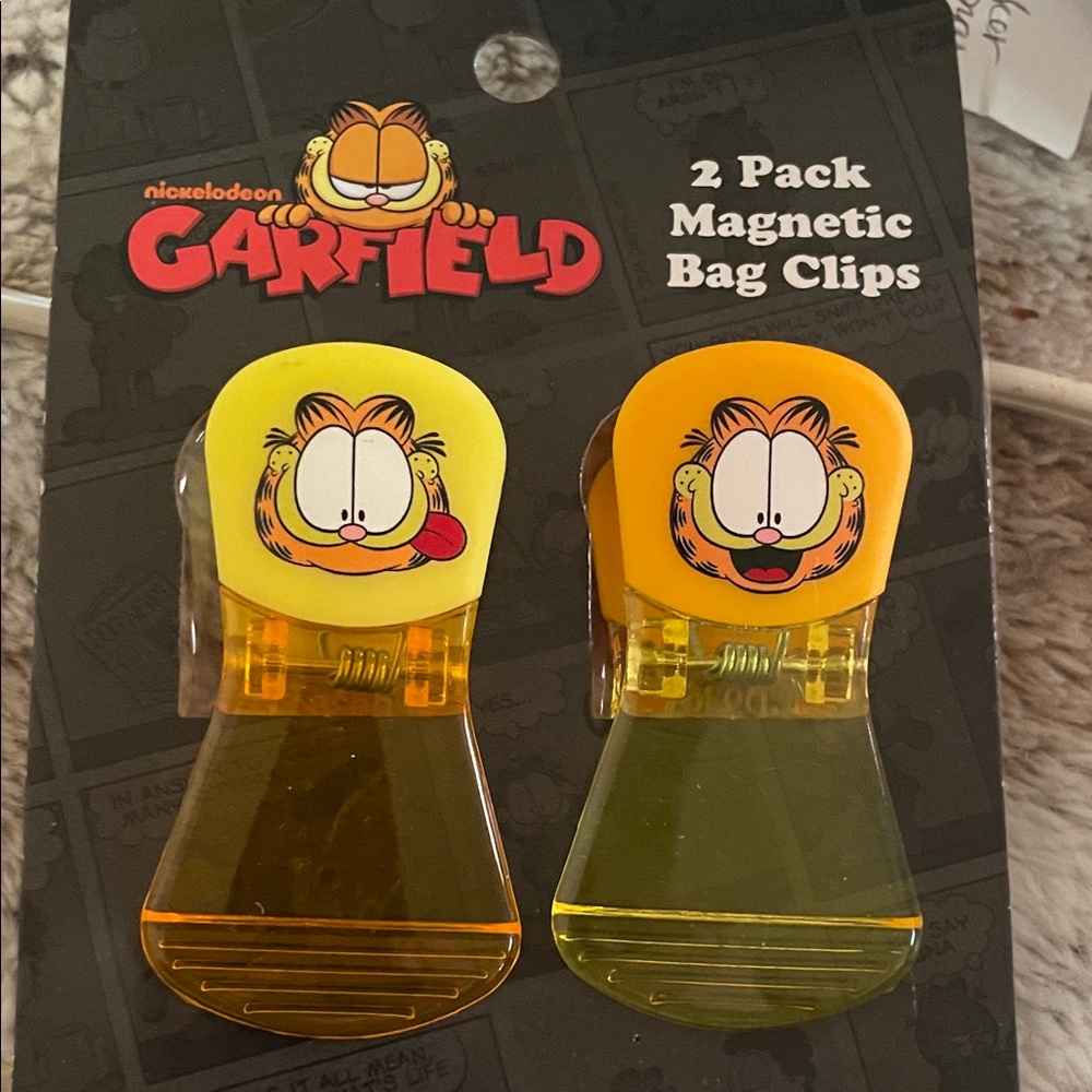 Garfield 2 packs Cartoon Magnetic Bag Clips - Yellow and Orange